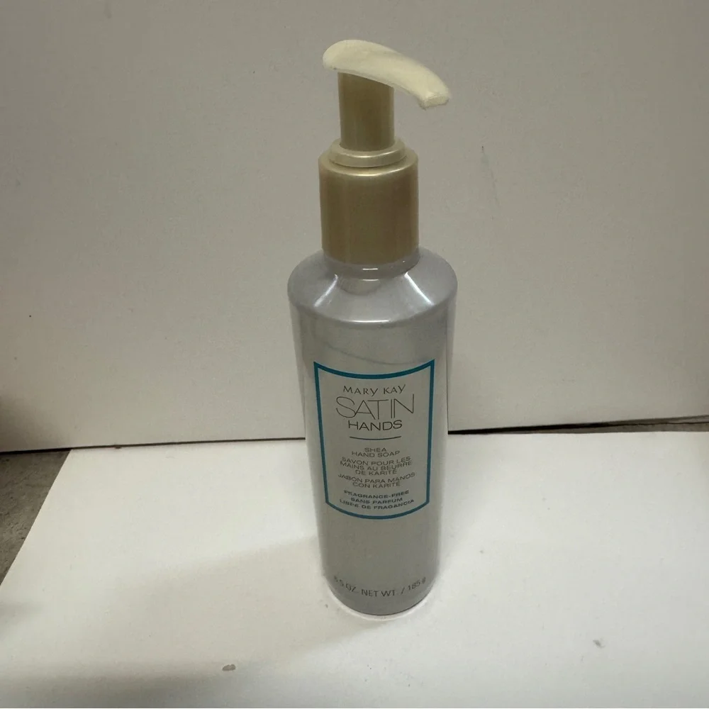 Mary Kay Satin Hands Shea Hand Soap 6.5 OZ